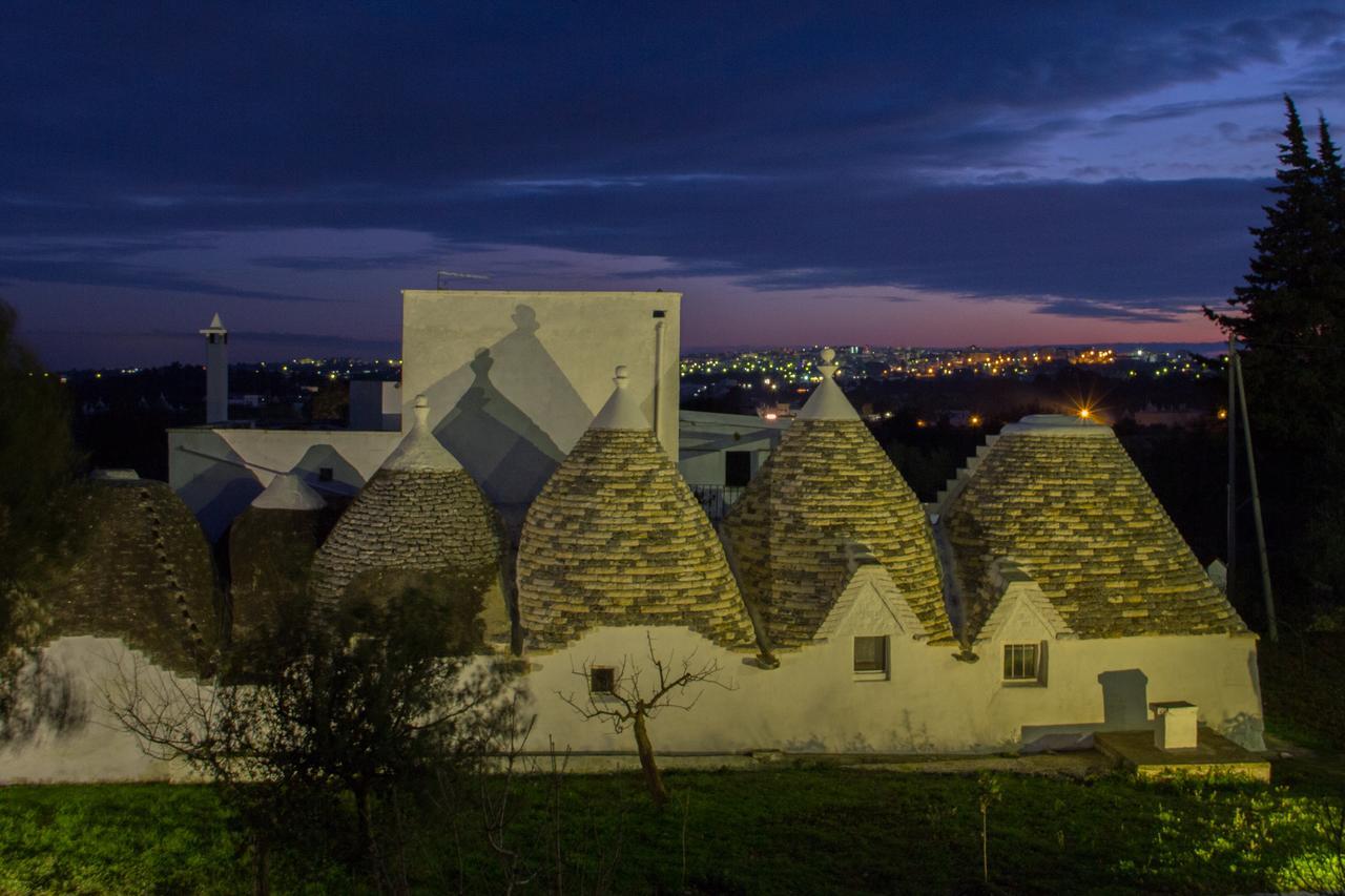 تْشيستيرنِنو Masseria Trulli Sull'Aia المظهر الخارجي الصورة